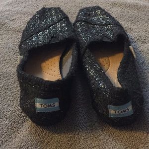 Final offer😍😍😍Toms women size 7